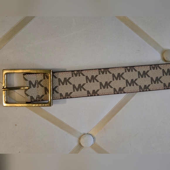 Michael Kors Monogram Belt with Gold Buckle Tan Brown - Picture 3 of 4